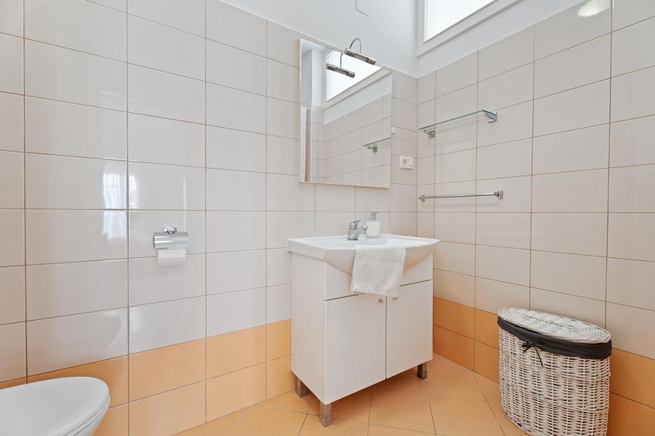 Apartments Dante Ποντστράνα Εξωτερικό φωτογραφία